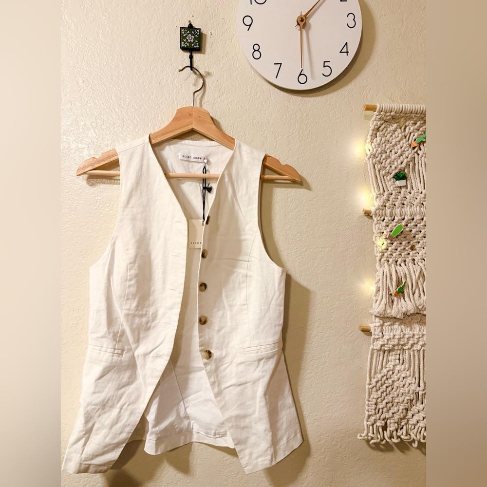 Women's Cream Vest
